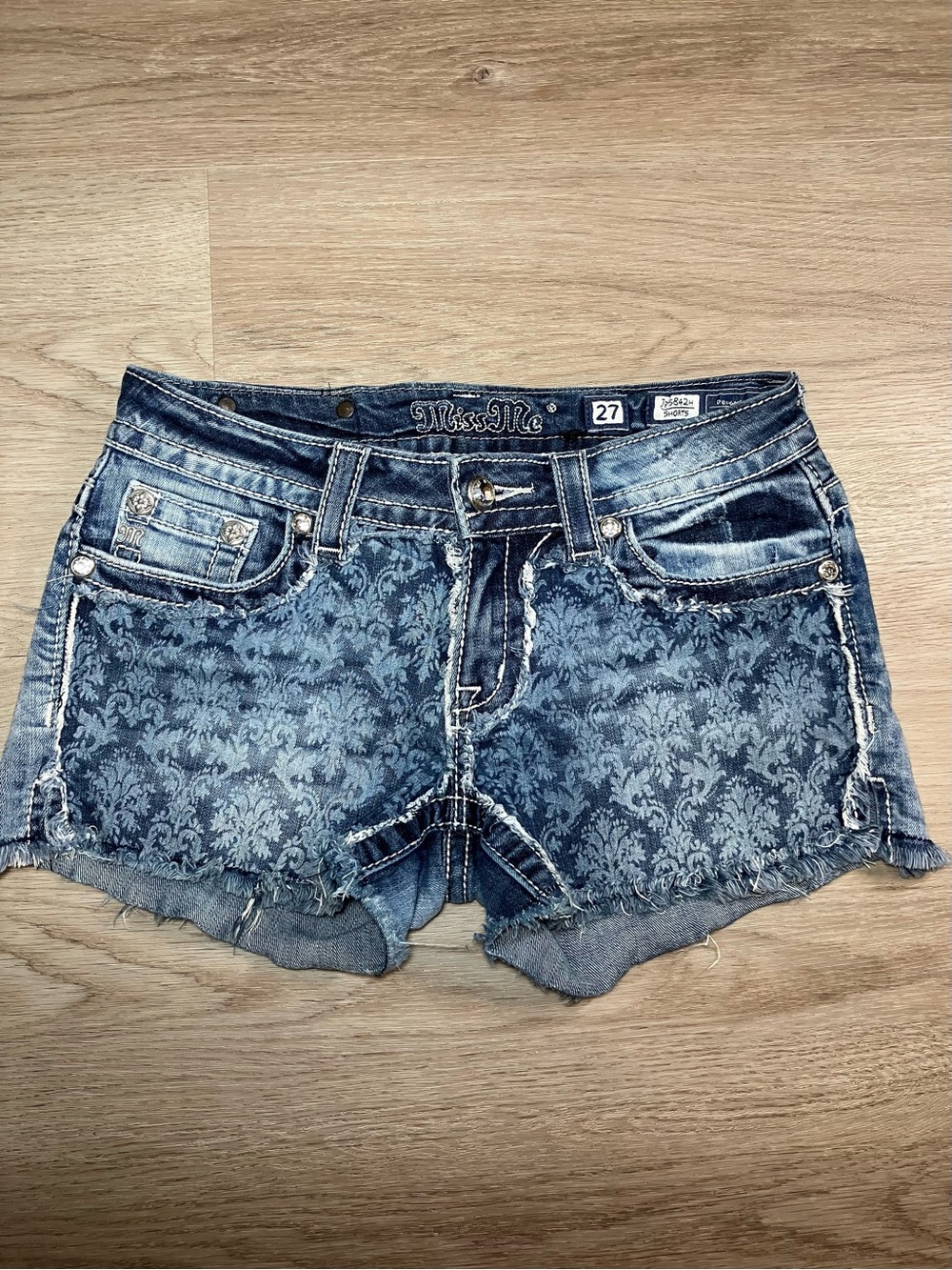 Miss Me Fray Stretch Y2K Shorts size 27